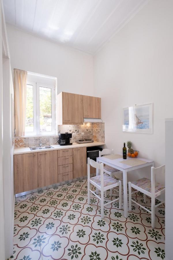 Jasmine Home By The Sea By 8Essentially Kalyves Zewnętrze zdjęcie